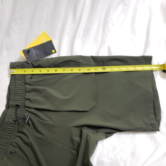 Zella Shorts Nwt Zella Mens Zeflex Gym Training Shorts Olive Green Xs Poshmark